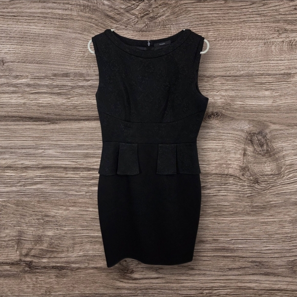 Tahari Black Asymmetrical Peplum Sheath Dress Size 8 - Picture 2 of 7